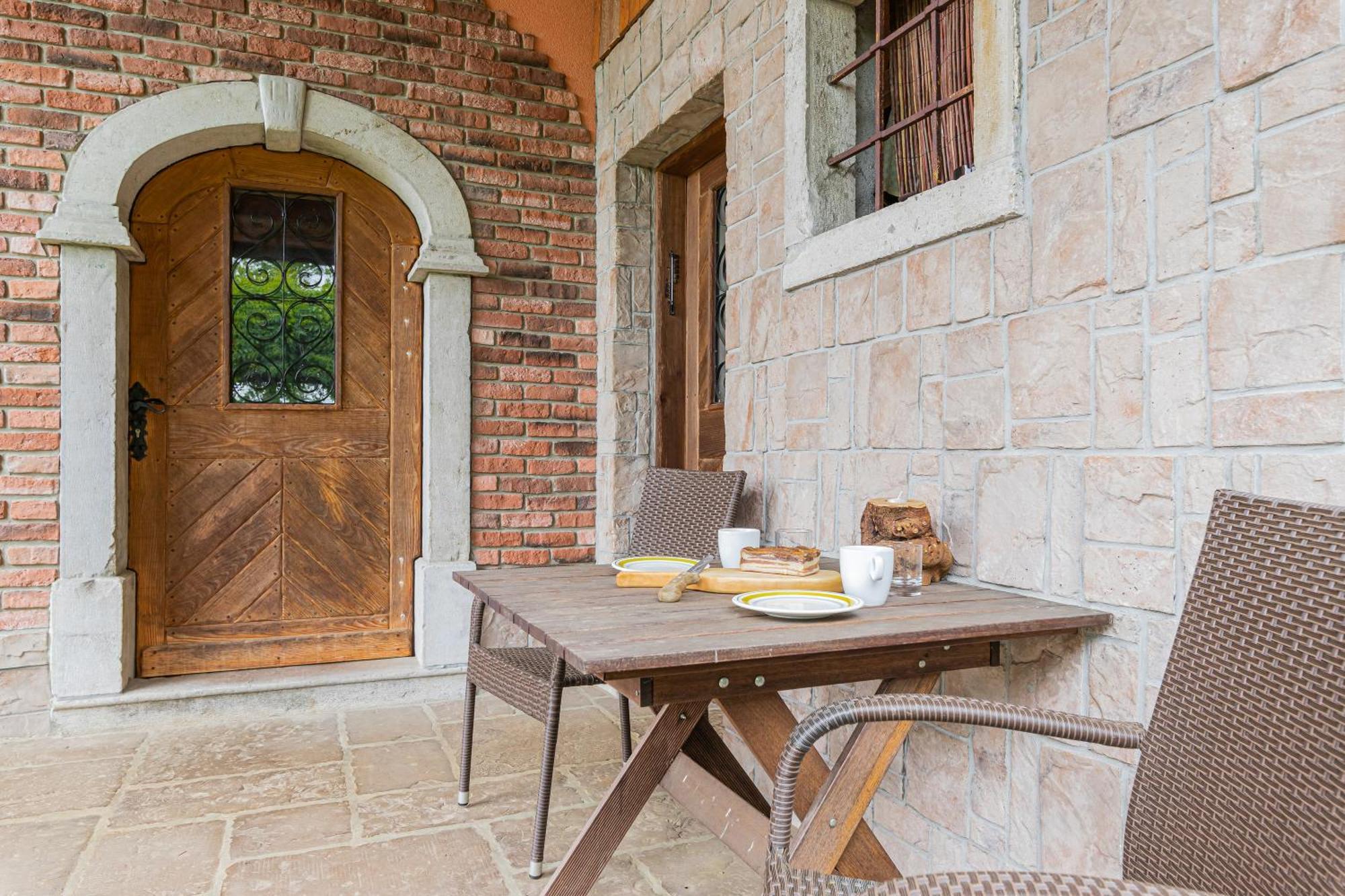 House Na Meji With Sauna - Happy Rentals Pivka Luaran gambar