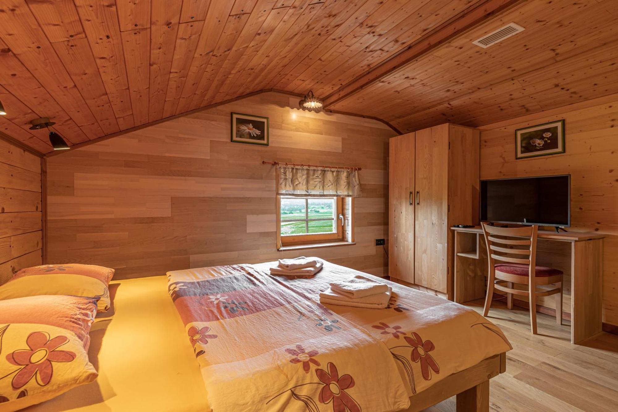 House Na Meji With Sauna - Happy Rentals Pivka Luaran gambar