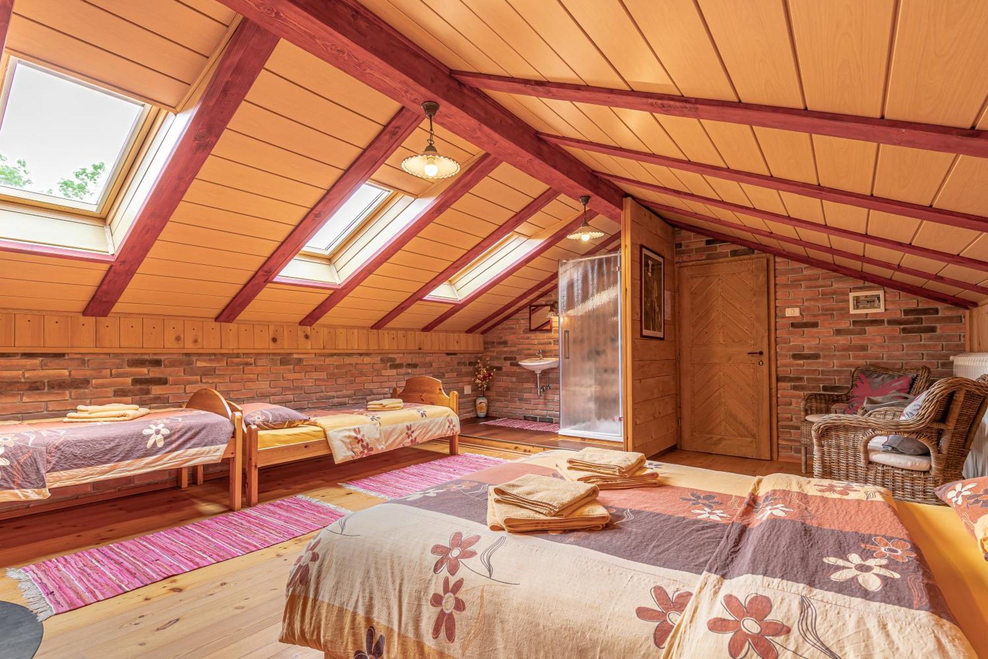 House Na Meji With Sauna - Happy Rentals Pivka Luaran gambar